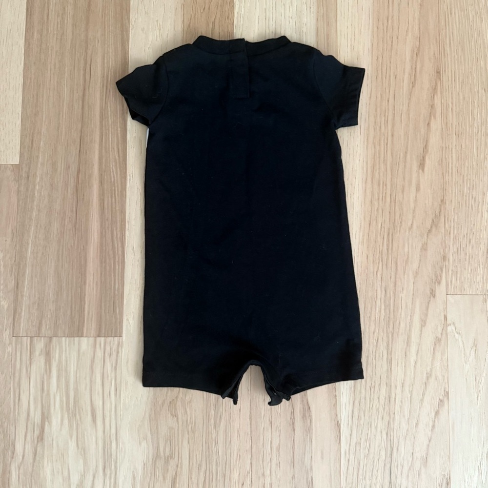 Nike Baby Infant Nike Logo Coverall Futura Romper Bodysuit Black White 6 Months - Picture 5 of 6